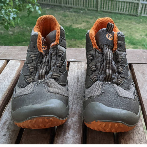 Merrell Child Chameleon Mid Lace Up Waterproof Hiking Boot size 1 - Picture 3 of 12